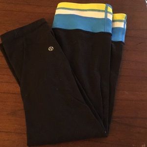 Size 8 lululemon reversible crops